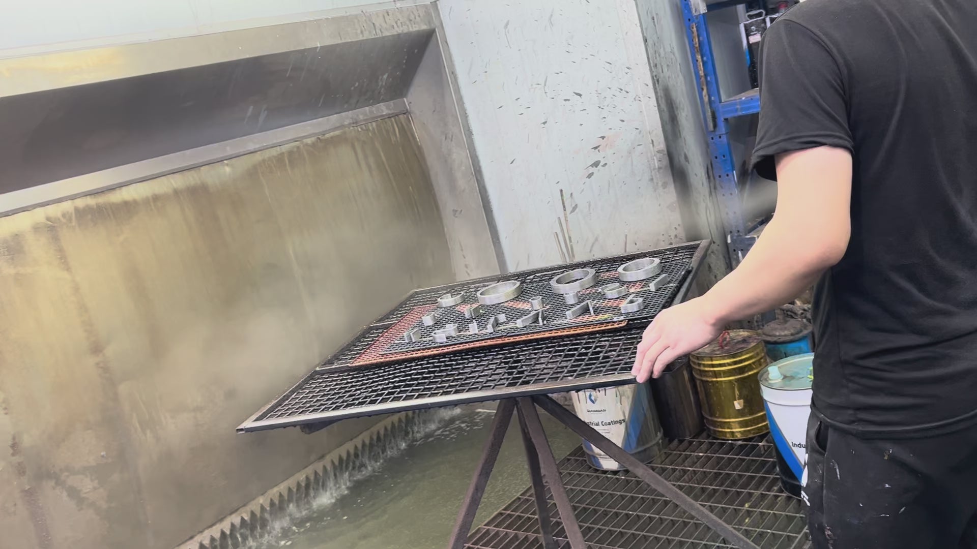 Load video: we have a workshop to do spray painting